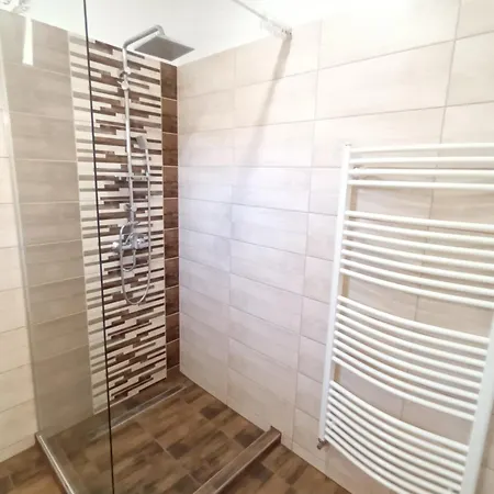 Flower 1 Free Parking Siófok